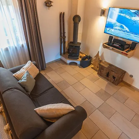 Dorfchalets - Lausi Inkl Tauern Therme Eintritt & Sommerkarte 別荘 *