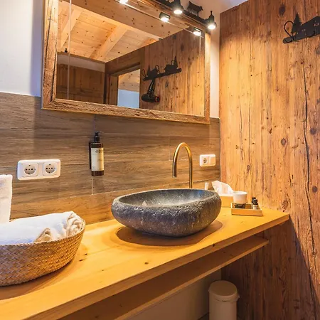 Dorfchalets - Lausi Inkl Tauern Therme Eintritt & Sommerkarte 別荘