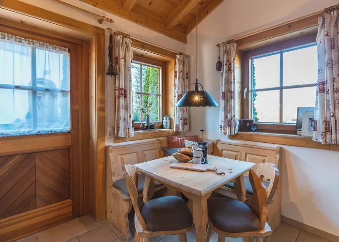 Dorfchalets - Lausi Inkl Tauern Therme Eintritt & Sommerkarte Semesterbostad *