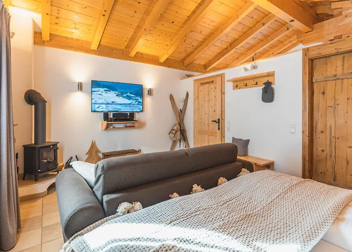 Dorfchalets - Lausi Inkl Tauern Therme Eintritt & Sommerkarte * Kaprun